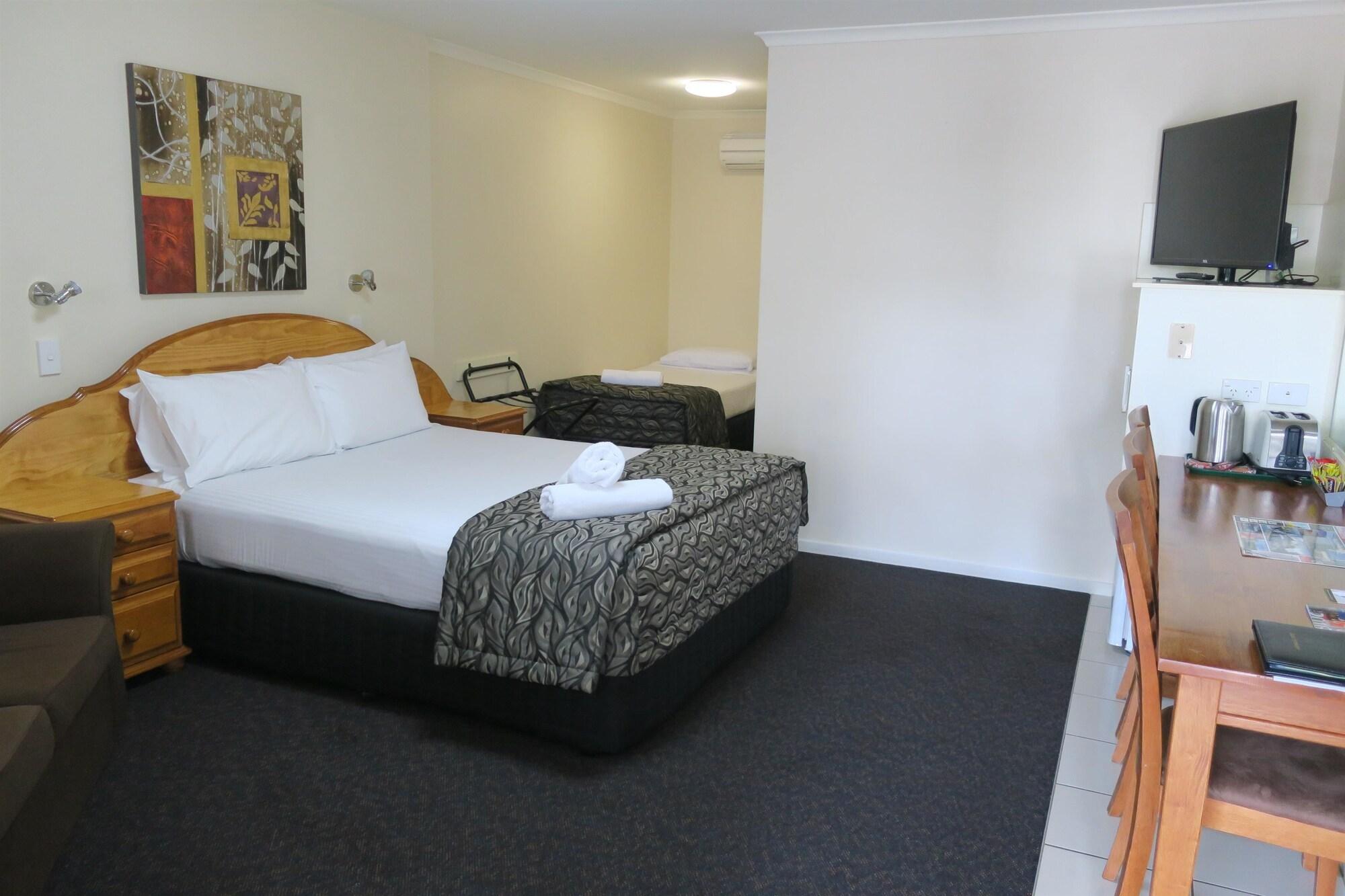 Best Western Caboolture Gateway Motel Exterior photo