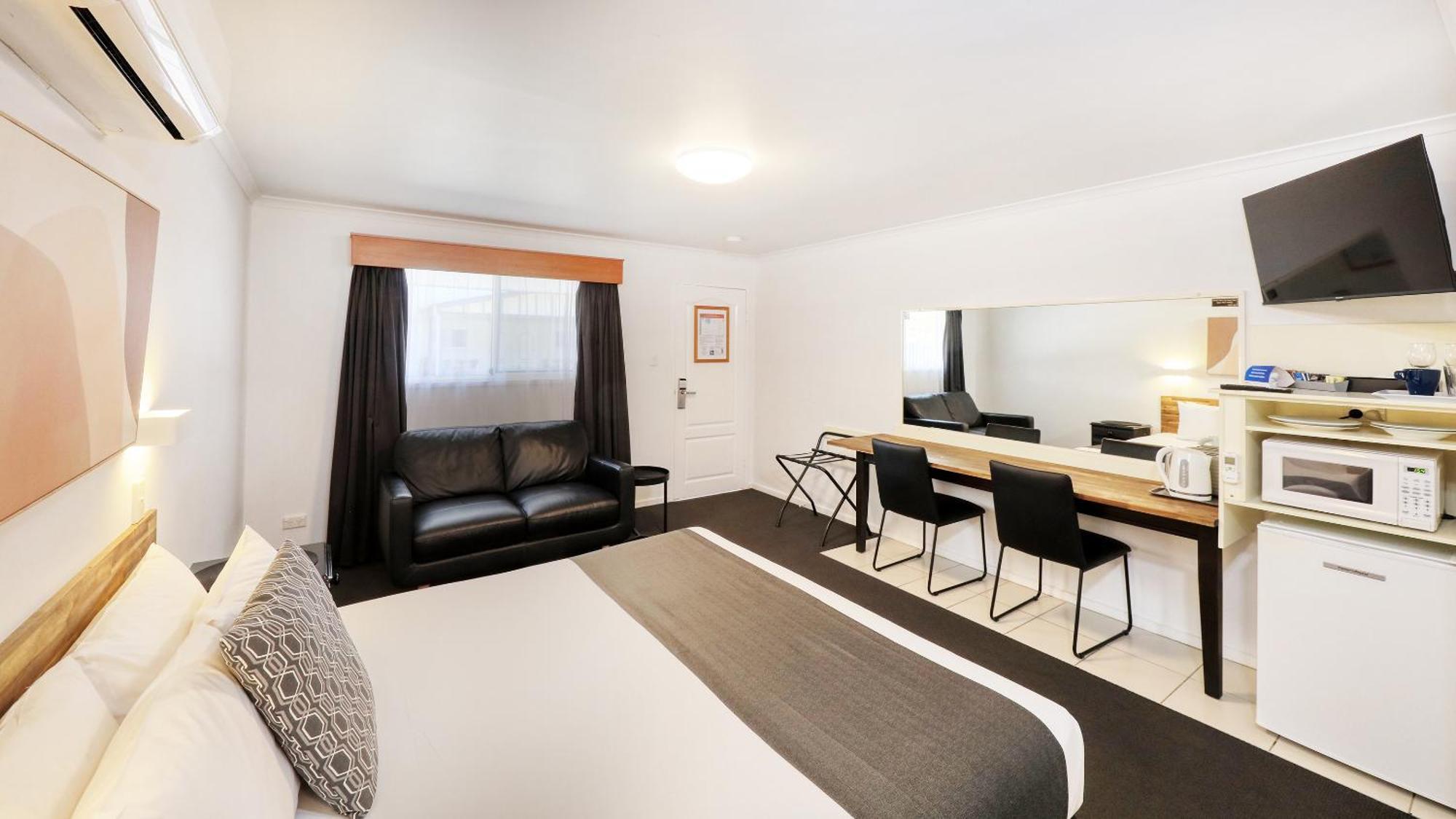 Best Western Caboolture Gateway Motel Exterior photo